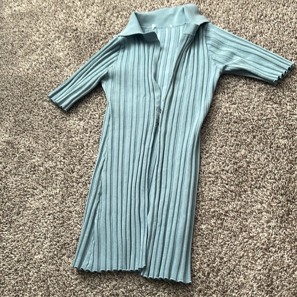 The Line By K Blue Ribbed Set SIZE MEDIUM - Picture 5 of 7